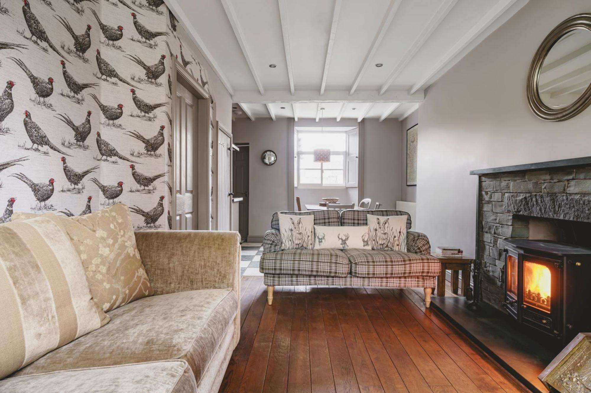 Owd Peg's, Traditional Cottage-bowness Centre *